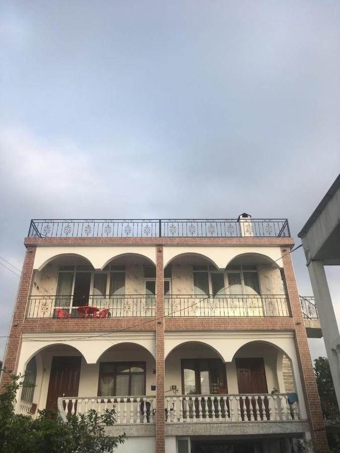 Merab House Batumi Kültér fotó
