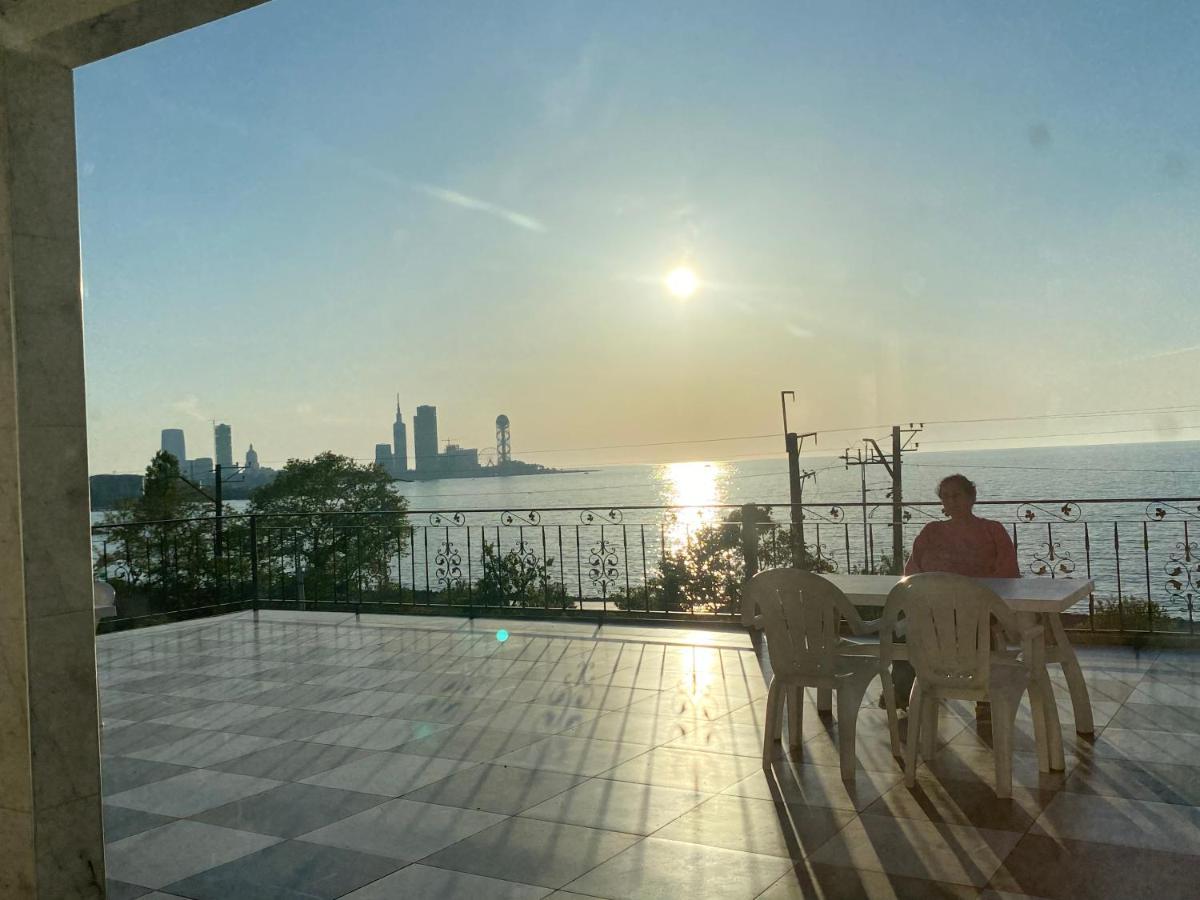 Merab House Batumi Kültér fotó
