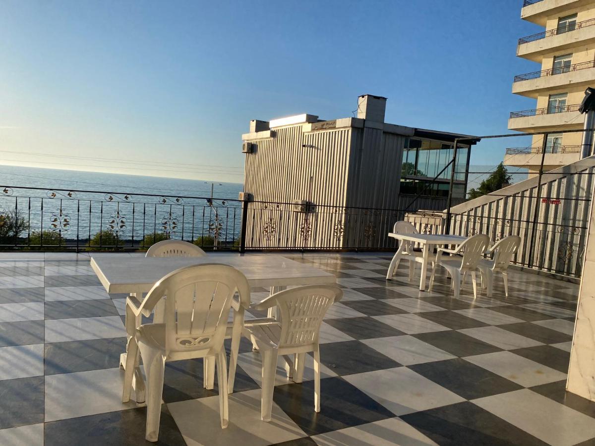 Merab House Batumi Kültér fotó