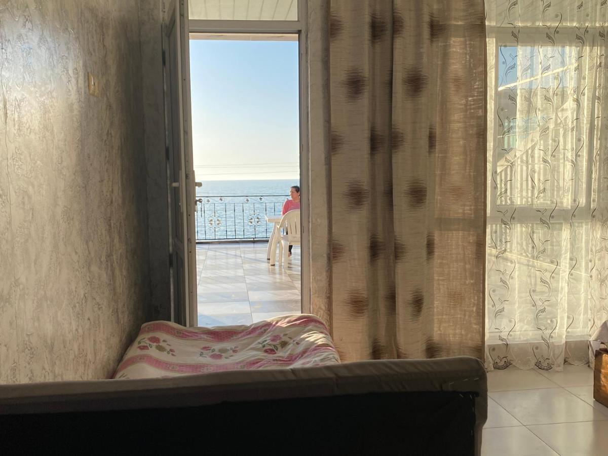 Merab House Batumi Kültér fotó
