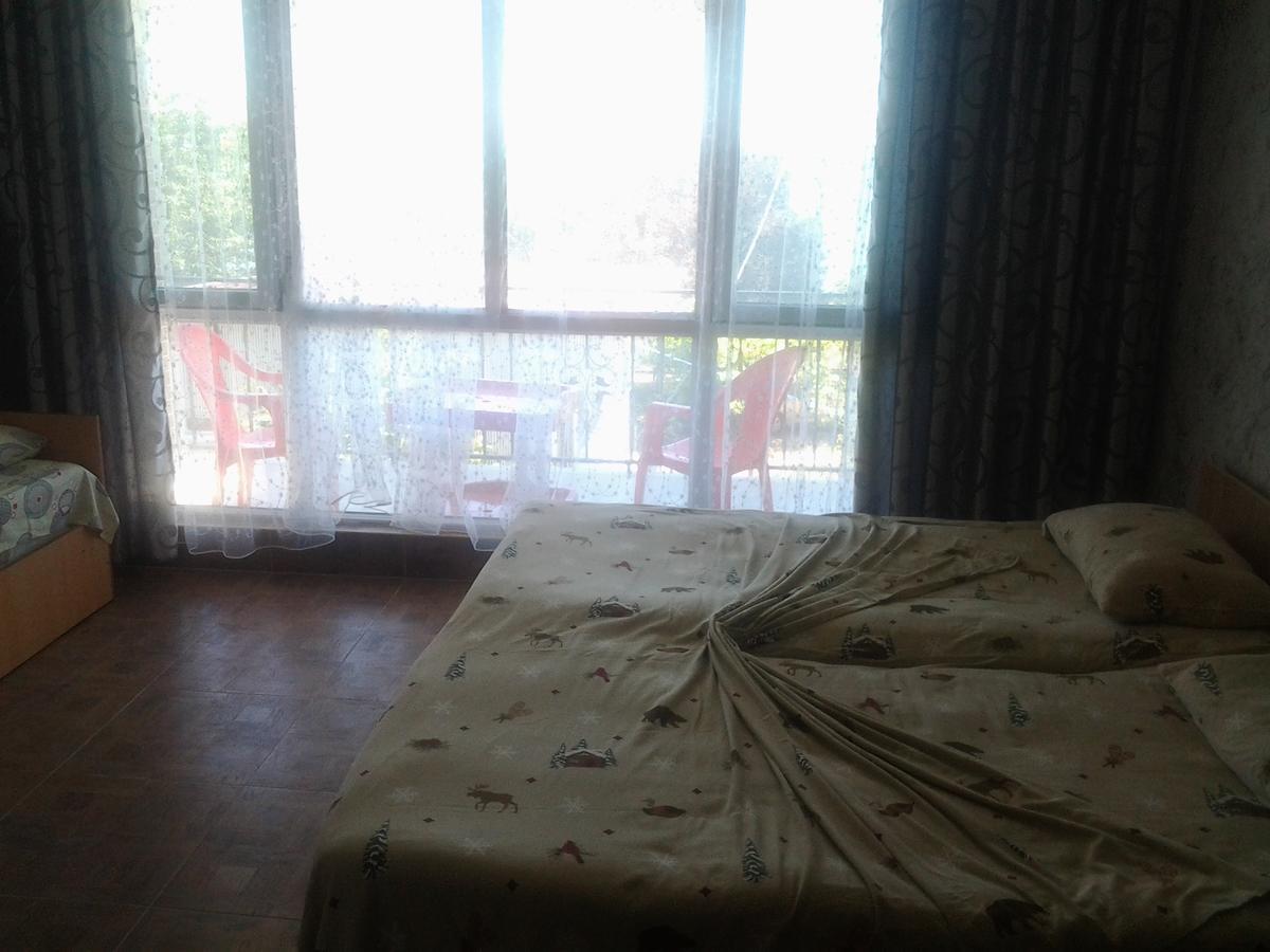 Merab House Batumi Kültér fotó