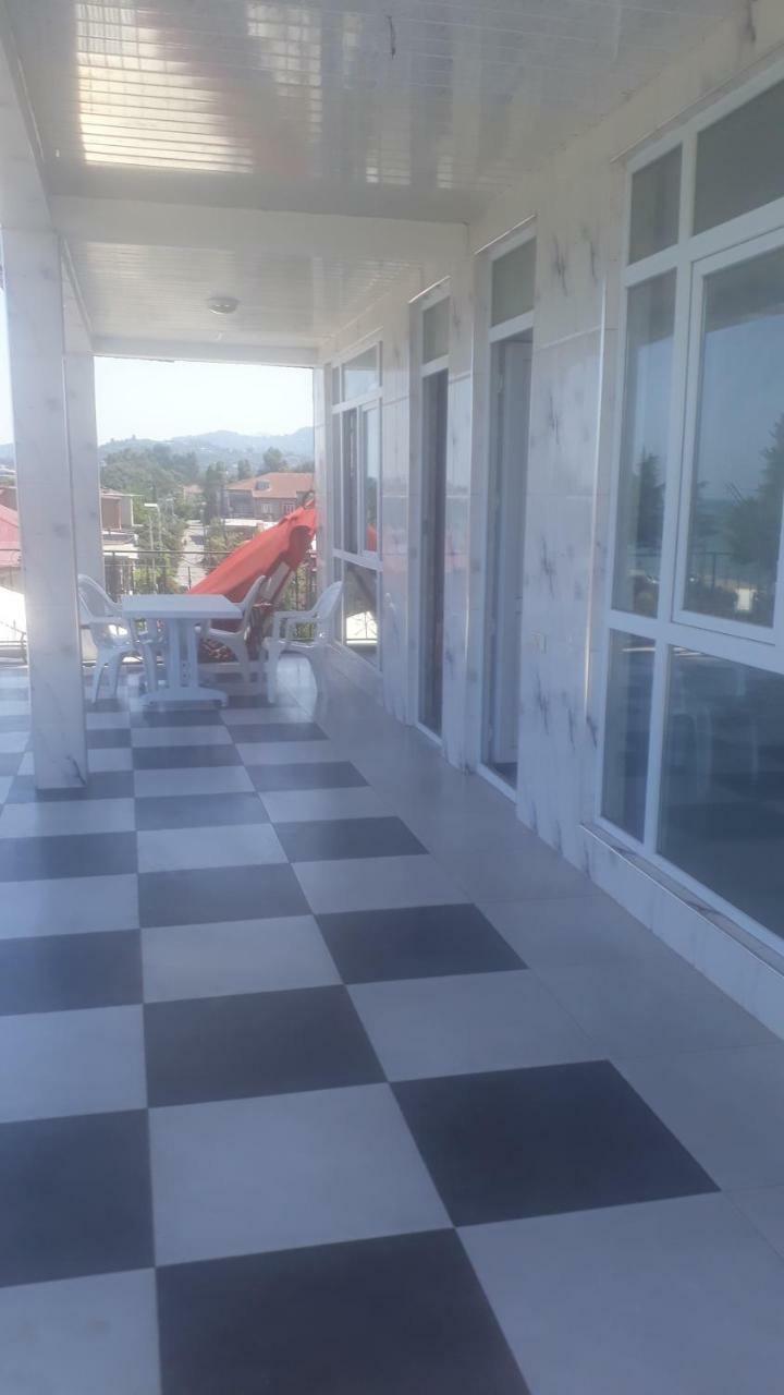 Merab House Batumi Kültér fotó