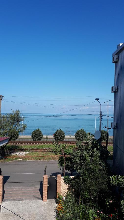 Merab House Batumi Kültér fotó