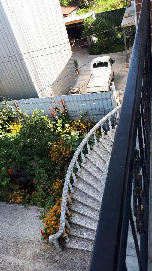Merab House Batumi Kültér fotó